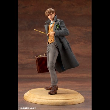 KOTOBUKIYA - FB CRIMES GRINDELWALD SCAMANDER ARTFX+ KOTOBUKIYA - FB CRIMES GRINDELWALD SCAMANDER ARTFX+