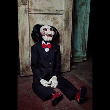 TRICK OR TREAT STUDIO - Saw Prop Replica Billy Puppet 119 cm