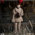 MEZCO - Pennywise One:12 Action Figure