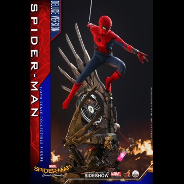 HOT TOYS DELUXE - Marvel: Spider-Man Homecoming Spider-Man 1:4 Scale Figure
