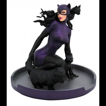 DIAMOND - DC Gallery Catwoman Comic Statua DIAMOND - DC Gallery Catwoman Comic Statua