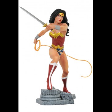 DC DIRECT - DC GALLERY WONDER WOMAN LASSO COMIC FIG DC DIRECT - DC GALLERY WONDER WOMAN LASSO COMIC FIG