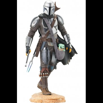 GENTLE GIANT - Star Wars The Mandalorian Premier Collection 1/7 The Mandalorian with The Child 25 cm GENTLE GIANT - Star Wars The Mandalorian Premier Collection 1/7 The Mandalorian with The Child 25 cm