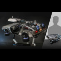 HOT TOYS - Back to the Future 2: DeLorean Time Machine 1:6 Scale Figure