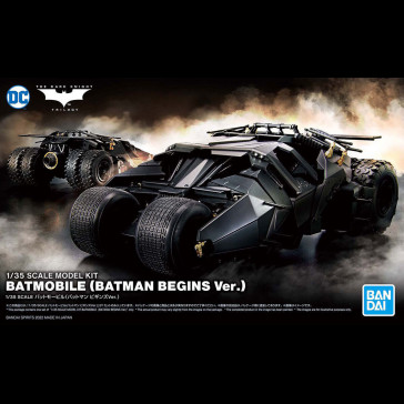 BANDAI - Batman Begins Batmobile Tumbler 1/35 Model Kit