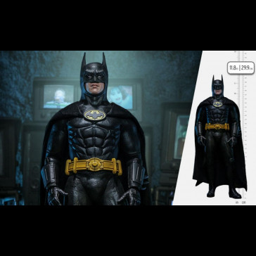 HOT TOYS - DC Comics: Batman 1989 Keaton - Batman 1:6 Scale Figure
