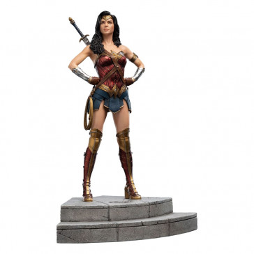 WETA - Zack Snyder's Justice League Statue 1/6 Wonder Woman 37 cm