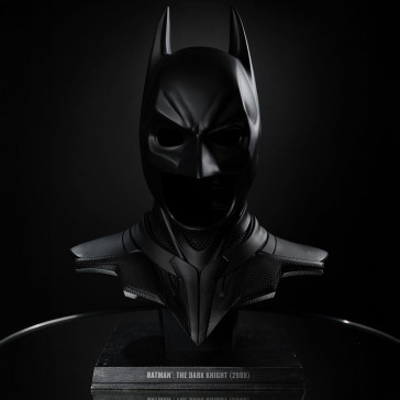 McFARLANE - The Dark Knight DC Direct Replica 1/1 Batman Cowl 54 cm