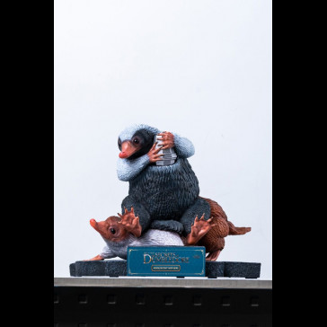 MUCKLE MANNEQUINS - Fantastic Beasts Life-Size Statue Niffler 2 - 22 cm