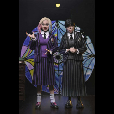NECA - Wednesday Action Figures 2 Pack Mercoledì Addams (Nevermore Uniform) and Enid 20 cm