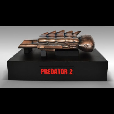 HOLLYWOOD COLLECTIBLES - Predator 2 Model Life-Size Replica Plasmacaster 25 cm