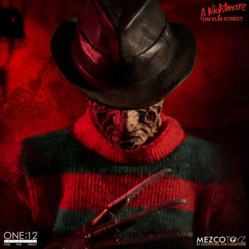 MEZCO - Nightmare On Elm Street Action Figure 1/12 Freddy Krueger 17 cm