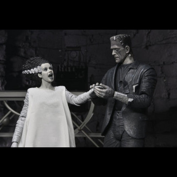 NECA - Universal Monsters 2-Pack Action Figure Bride of Frankenstein 90th Anniversary The Monster & His Mate (B&W) 18 cm